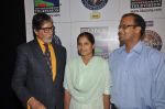 Amitabh Bachchan on the sets of KBC in Mumbai on 7th Sept 2013 (64).JPG